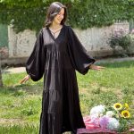 SİYAH BALON KOL KAT KAT ELBİSE