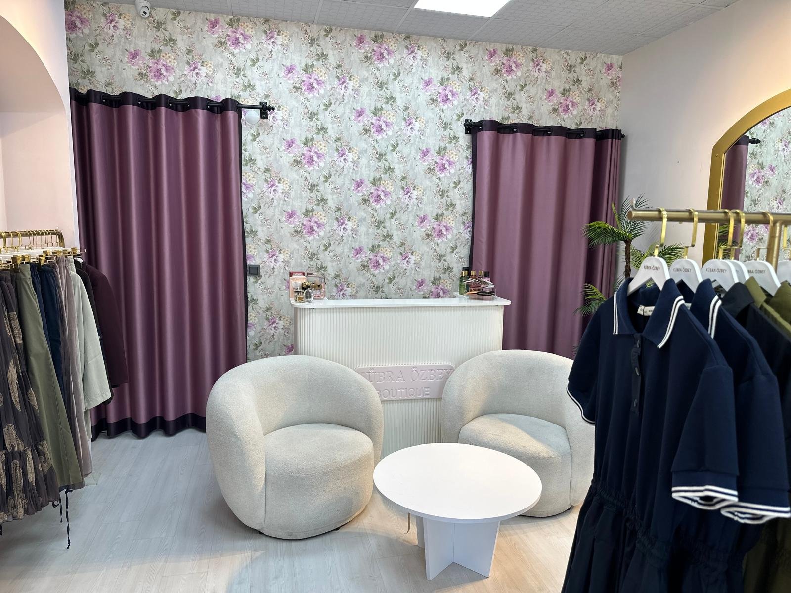 Kübra Özbey Butik 3