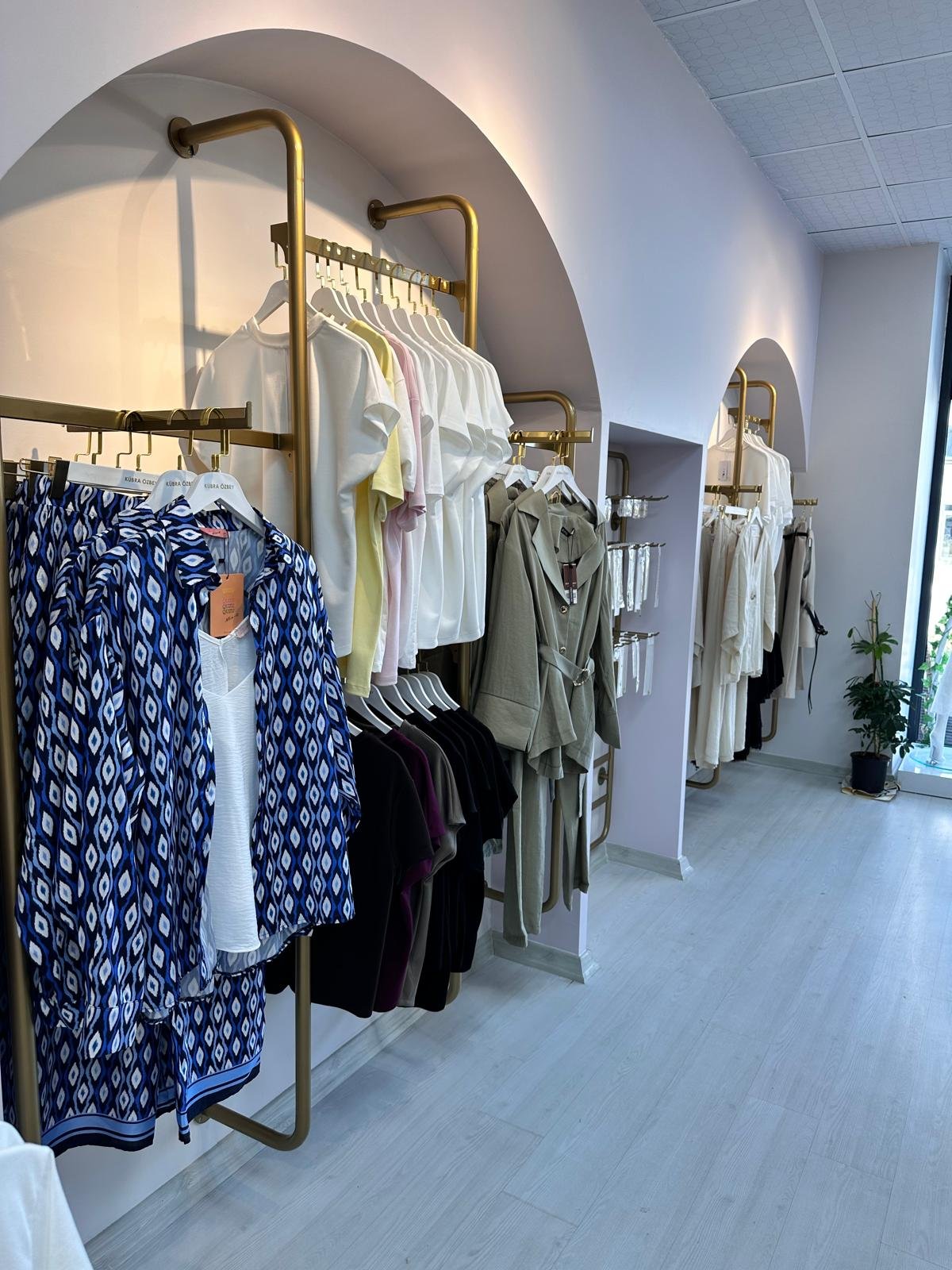 Kübra Özbey Butik 11