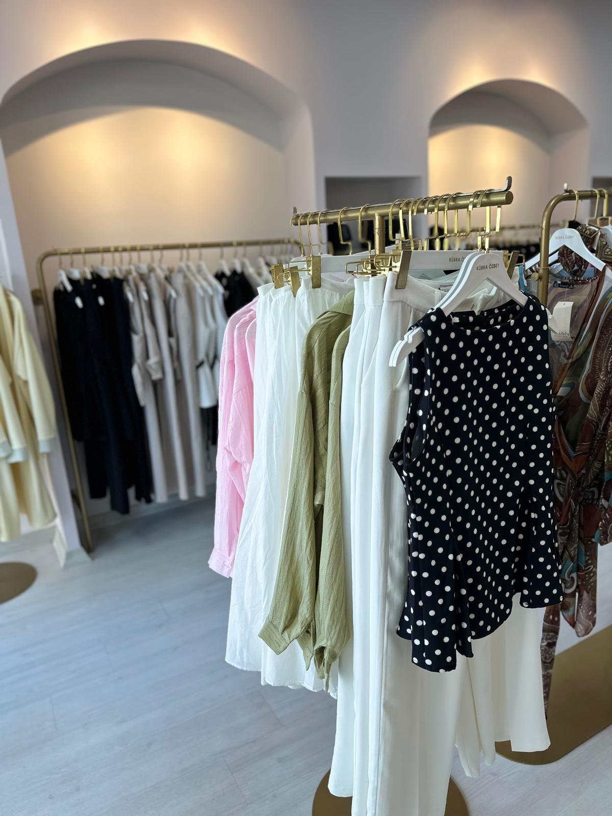 Kübra Özbey Butik 4